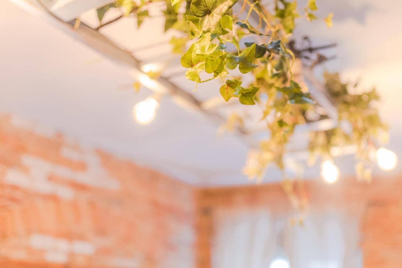 Accommodation At The Folklore Apartment Bratislava Esterno foto